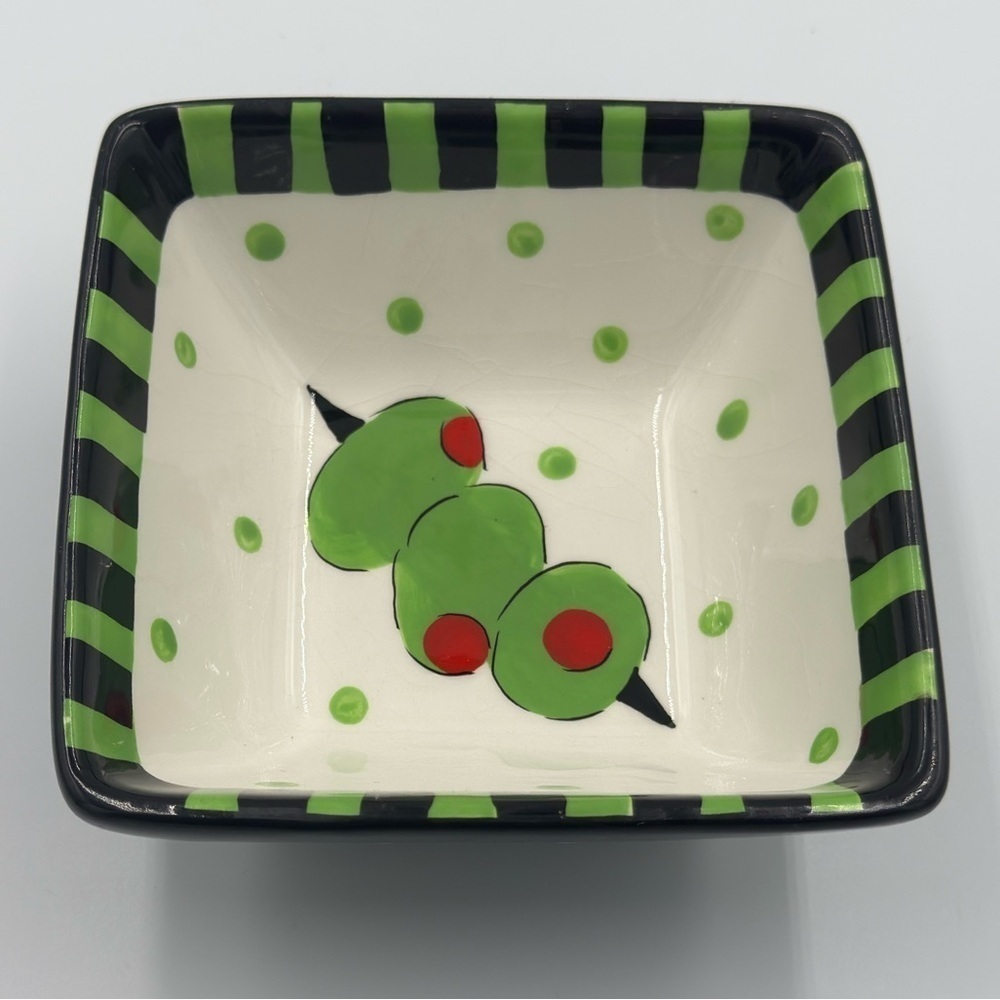 MSC Mainstreet Collection “Olive” Square Bowl with Polka Dots